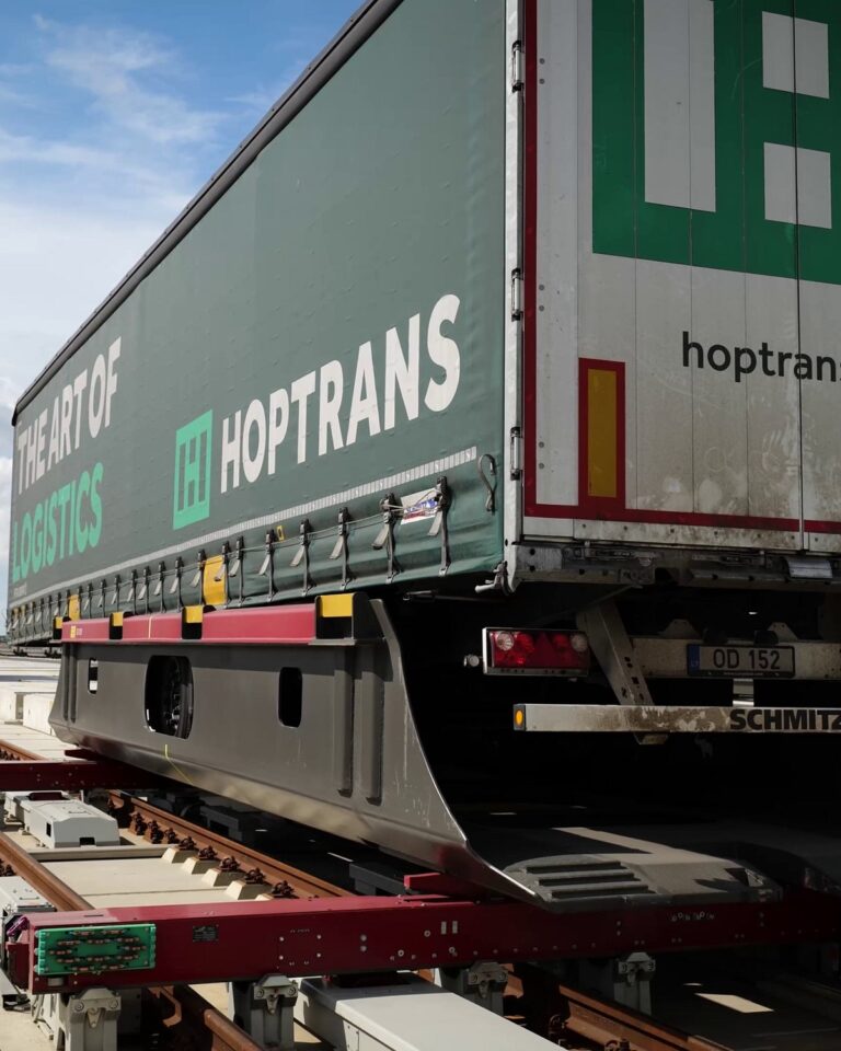 Hoptrans operacijos