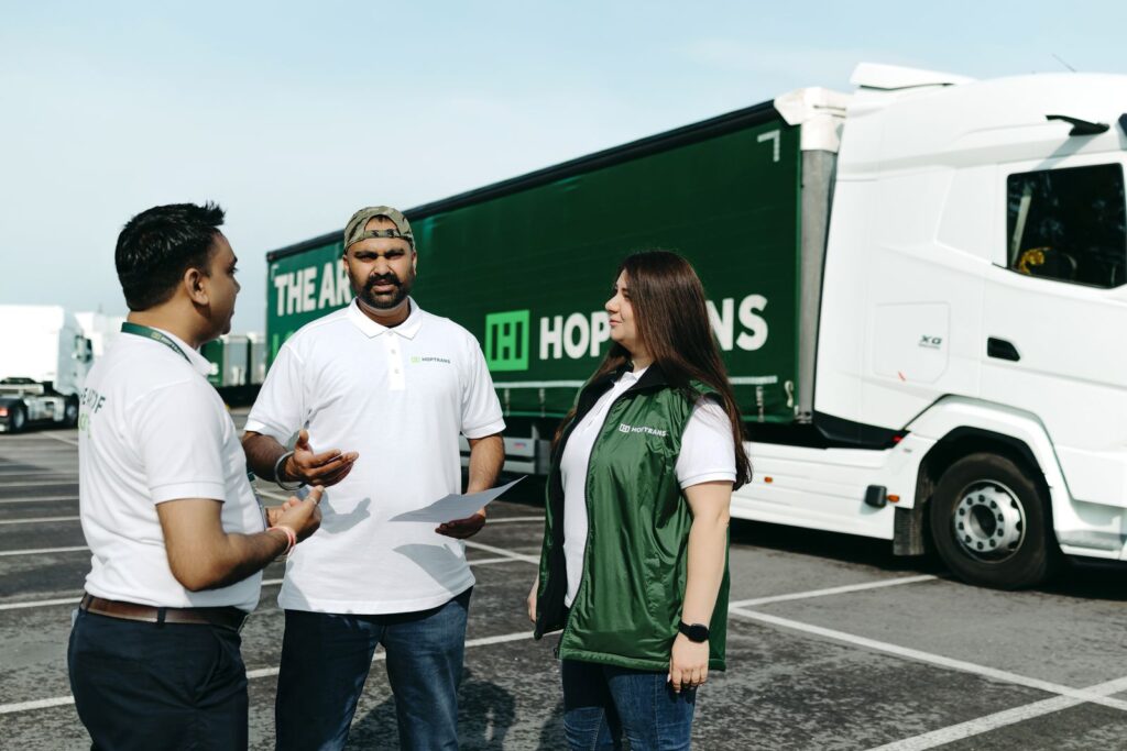 Hoptrans komanda prie vilkiko
